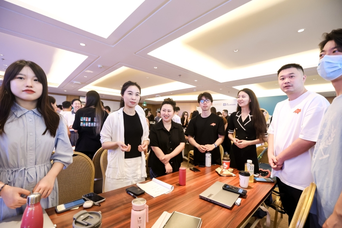 9A3A7062__31405957_a6416719311_plx